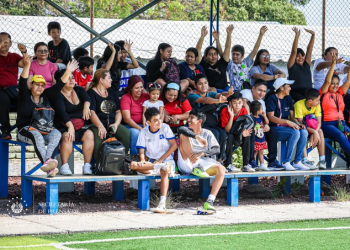 Más de 500 personas disfrutaron de una mañana recreativa en el Complejo Deportivo de Ciudad Credisa