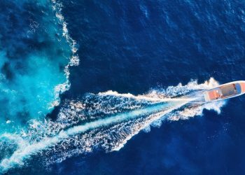 Padre e hijo mueren en Portugal en naufragio de barco de recreo