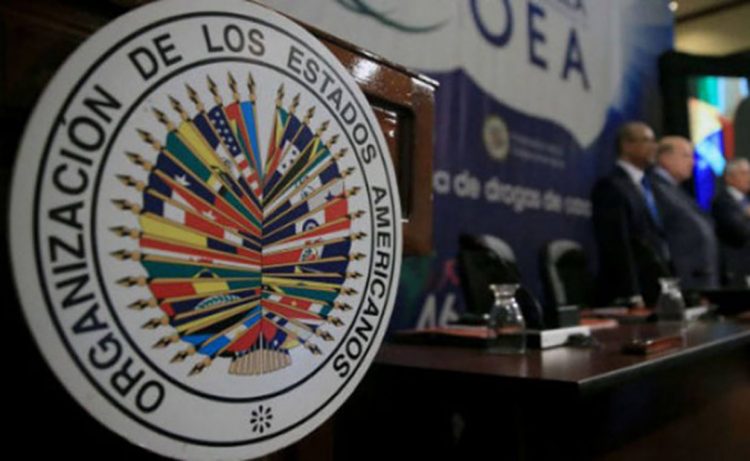 Discusión. Bolivia, Brasil, Panamá, Costa Rica y República dominicana, señalaron que no debe recurrir al uso de la fuerza.