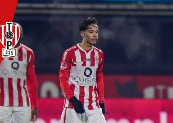 Enrico Dueñas se lesionó y no jugará todo este año