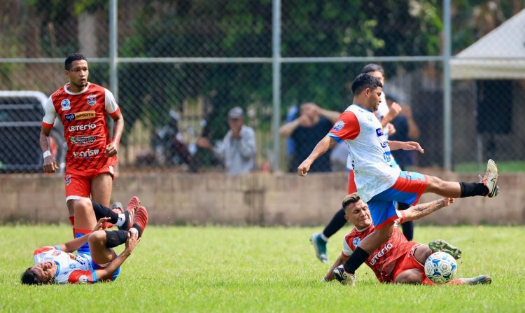 Cabañas se impuso 2-1 sobre Santa Ana en la LNF. Foto: Liga Nacional de Fútbol.