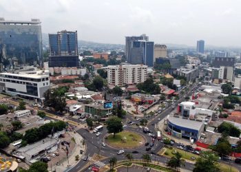 FMI destaca avances de El Salvador en seguridad, turismo y construcción