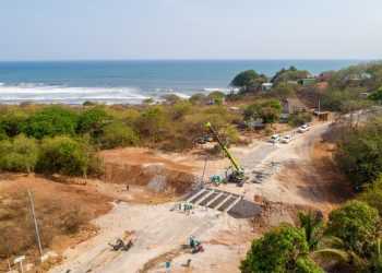 El Gobierno invierte en carreteras para impulsar el turismo en las playas