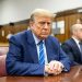 Juez advierte a Trump que no tolerará intimidaciones en juicio en Nueva York