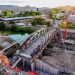 Construcción de puente en Pasaquinita tiene un 70 % de avance