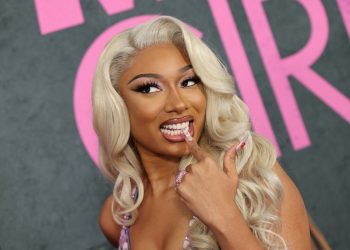 Demandan a rapera Megan Thee Stallion por acoso sexual y ambiente laboral hostil
