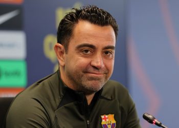 Xavi ilusionado por seguir en el Barça y en un proyecto que «no está acabado»