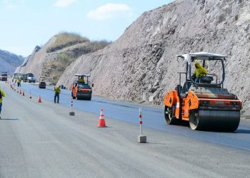 El Periférico Gerardo Barrios está en la recta final