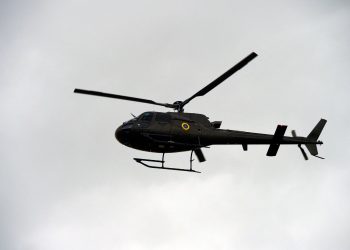 Hallan muertos a los ocho tripulantes de helicóptero accidentado en Ecuador