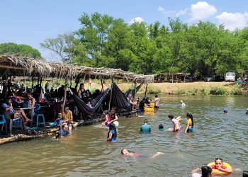 Turistas visitaron zonas que antes eran controladas por pandillas en Ahuachapán