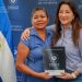 Gobierno entrega escrituras a familias en Izalco, Sonsonate