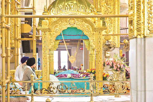 gurudwara bangla sahib in delhi india 1