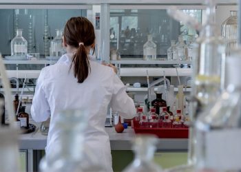 Fundación científica de China invierte 4.480 millones dólares en investigación en 2023