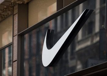 La cantidad pagada por Nike para vestir a Alemania es «inexplicable», dice el patrón de Adidas