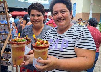 Turistas disfrutaron del festival del jocote barón rojo en Ahuachapán