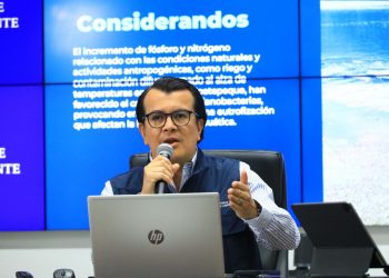 Decreto de emergencia en Lago de Coatepeque permitirá tomar acciones para su rescate: Medio Ambiente