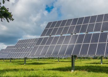 Gobierno de EE.UU. destina $20,000 millones a proyectos de energía limpia