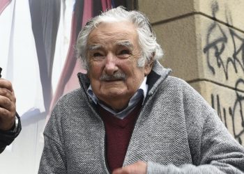 Mujica descarta tratar su tumor fuera de Uruguay y agradece apoyo