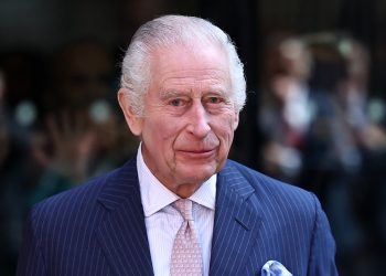 Primer aniversario de la coronación del rey británico Carlos III empañado por el cáncer