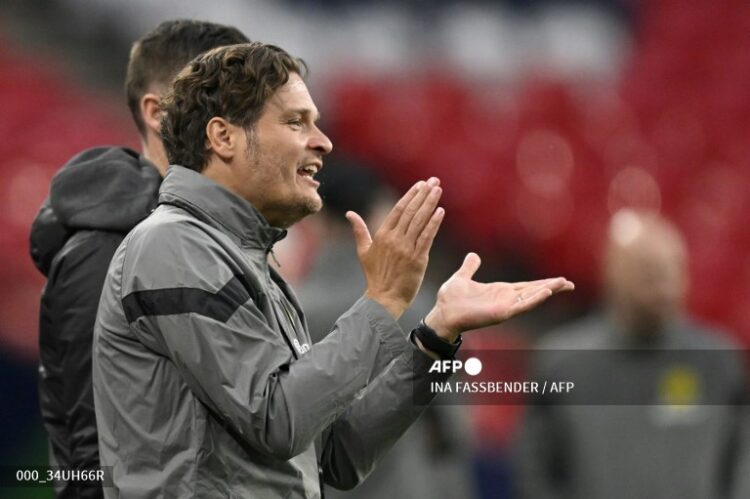 El técnico del Borussia Dortmund,  Edin Terzic, advierte que han llegado a Wembley por la «Orejona». Foto/AFP