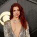Estrella del pop Dua Lipa denuncia en Instagram el «genocidio» en Gaza