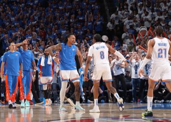 Los Thunder se adelantan 1-0 ante Mavericks por semifinal de Conferencia en la NBA