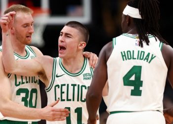 Los Boston Celtics toman ventaja en el primer juego de las semifinales de la Conferencia Este