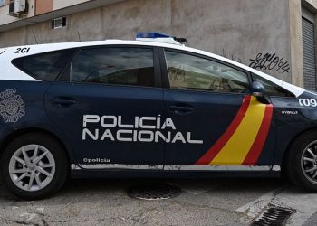 Desmantelan en España red criminal que facilitaba documentos falsos a menores migrantes