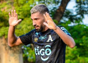 Alianza cumplió ante Limeño, pero la Copa Centroamericana está cuesta arriba
