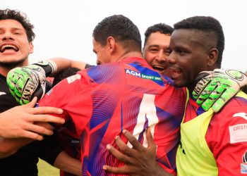 «Creo que el Quiteño va a quedar chico (para la ida de semifinales)», Richard Preza, técnico de FAS