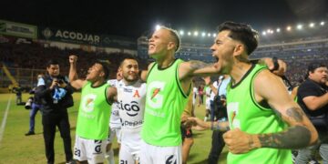 Alianza derrotó a FAS y jugará contra Limeño, la final del Clausura 2024