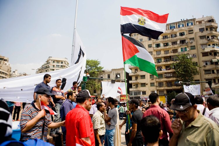 Diálogo. Egipto, Qatar y Estados Unidos son los mediadores de una tregua. Foto AFP.
