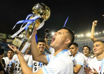 «Intenté bajar los brazos por cosas que pasaban en el equipo», Emerson Mauricio