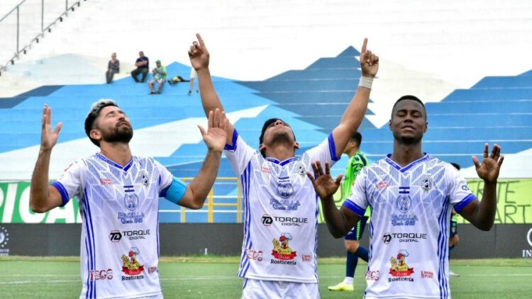 El Fuerte anunció cinco renovaciones