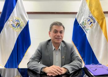 Alcaldía de La Unión Norte separa a regidor de su cargo por deber cuotas alimenticias