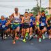 Familias salvadoreñas participan en la maratón Bicentenario de la Fuerza Armada