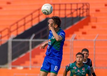 Dragón despellejó a los jaguares en el Barraza