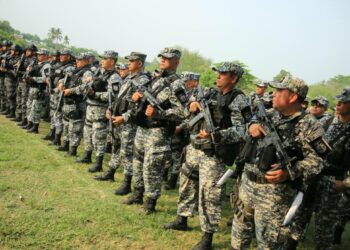 Gobierno instala cerco de seguridad en cinco colonias de Apopa