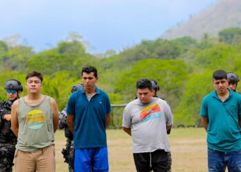 Capturan a cuatro pandilleros tras instalación de cerco de seguridad en Apopa