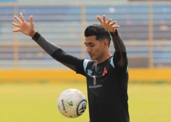 Jonathan Jiménez considera que Alianza está obligado a ganar la final
