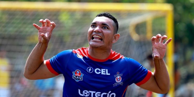 La Liga de fútbol playa tendrá duelos directos por el liderato