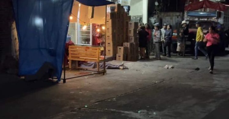 Sin capturas. El ataque armado ocurrió el sábado casi a medianoche. La policía no ha reportado capturas.