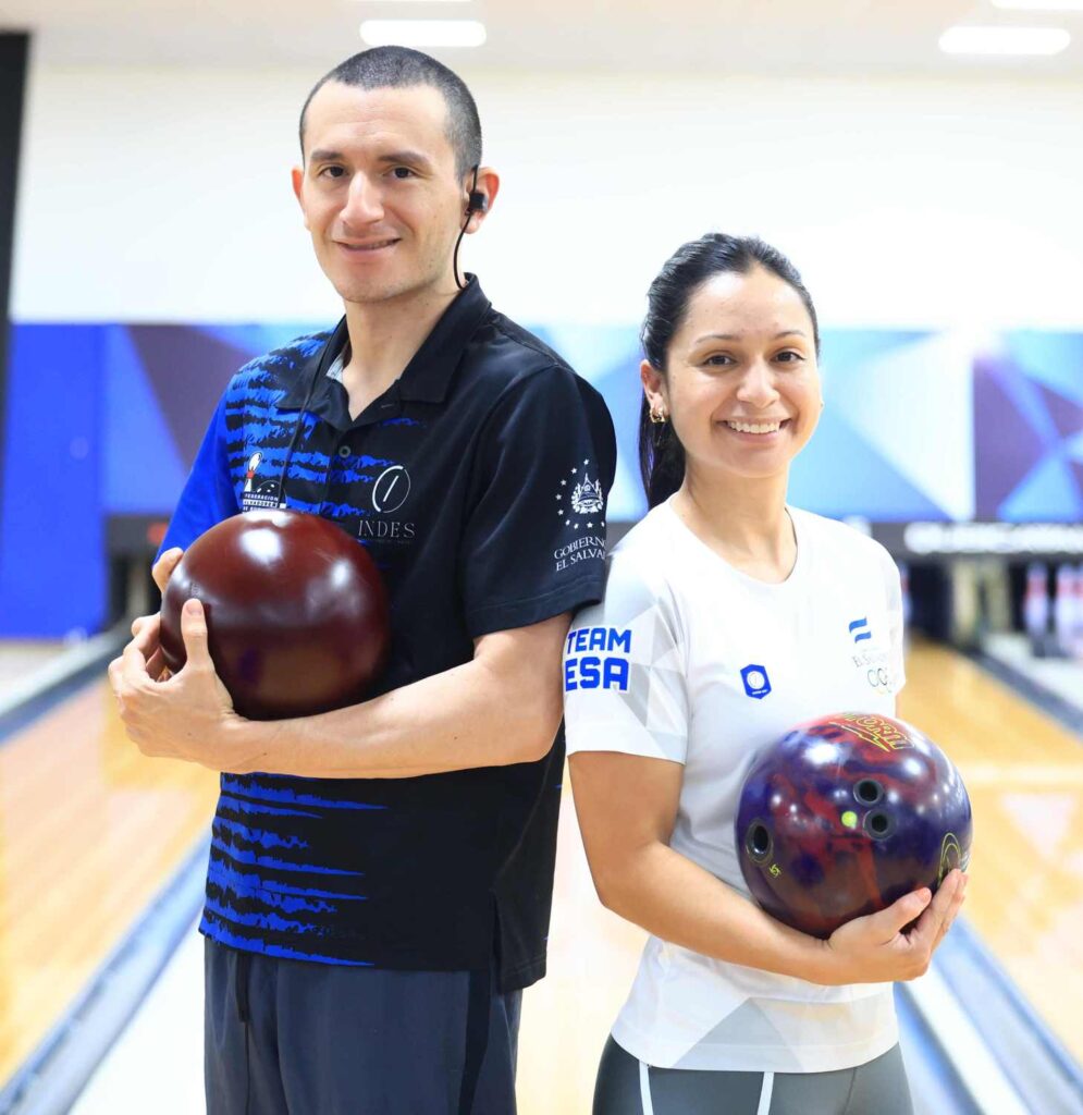 Rudy y Edith Quintanilla Torneo Baker de Parejas 2024 Bowling 13052024 09 995x1024 1