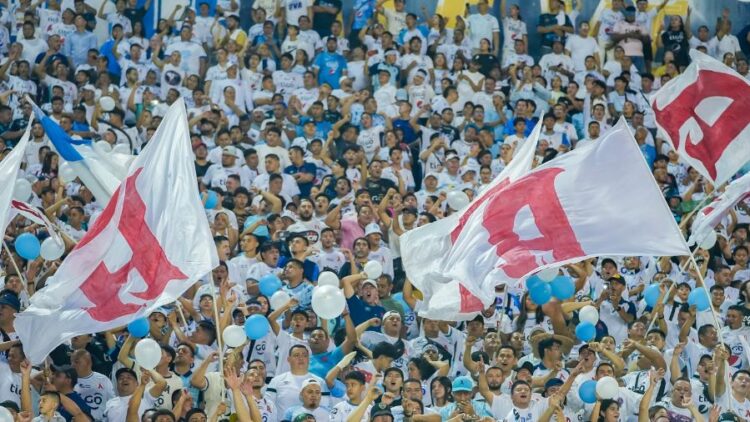 Se terminaron los boletos para la final, en sol general