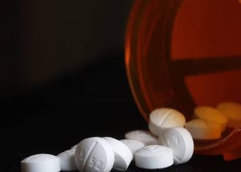 Las muertes por sobredosis caen en EE.UU. por primera vez desde 2018