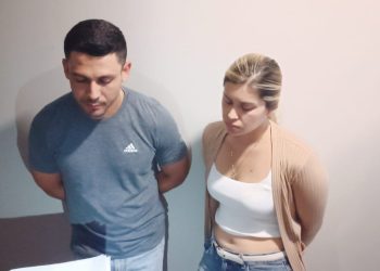 Ex jugador de Alianza y de Águila entre cabecillas de agencia que vendió falsos boletos aéreos hasta en $4,000