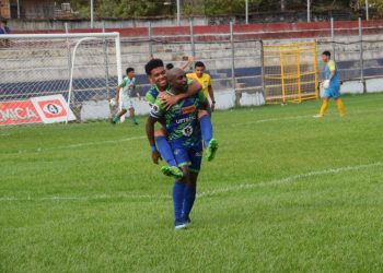 Usulután le pegó 5-2 a Santa Tecla y se pone camino a las semifinales de la LNF