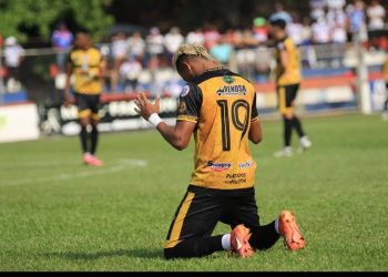 Jugadores de Platense exigen pago de salarios