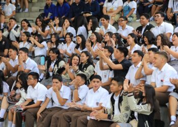 Más de 8,000 futuros bachilleres conocen la oferta universitaria de El Salvador durante la Expo IES