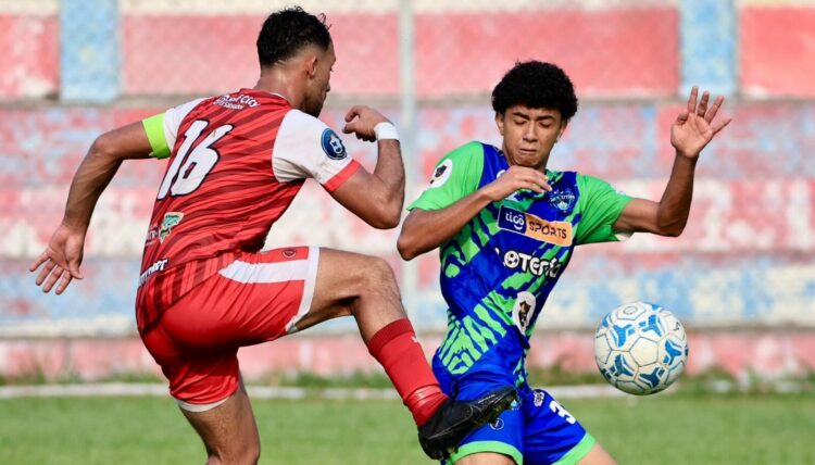 Cabañas visita a Usulután en semifinales de la Liga Nacional de Fútbol. Fotos: (LNF)
